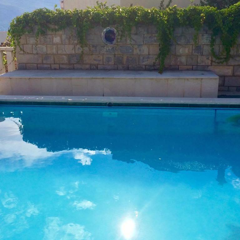 Guest House Vila Eli Херцег Нови Екстериор снимка